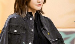 娱乐吃瓜女歌手是谁,她如何成为话题焦点？