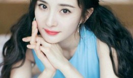 娱乐吃瓜女星,揭秘吃瓜女星背后的故事