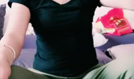 娱乐吃瓜酱沙发视频,揭秘幕后花絮，带你走进明星私生活