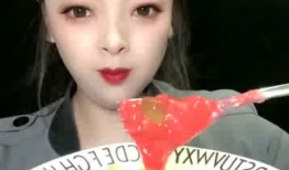 娱乐吃瓜酱甜甜的恋爱,揭秘“娱乐吃瓜酱甜甜的恋爱”背后的浪漫故事